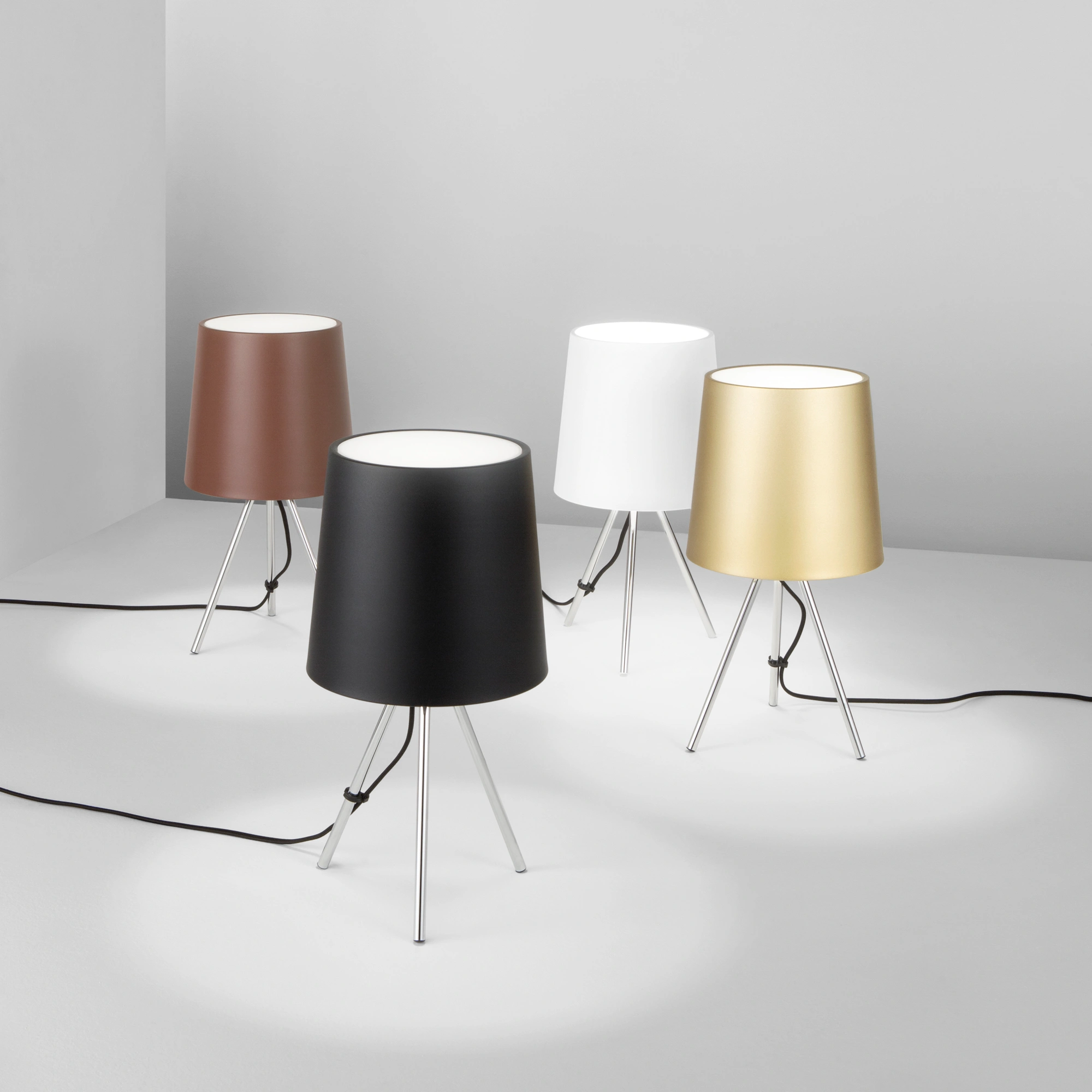 Luce Design Stolna lampa MARLEY 1xE14 Aluminij/Akril Crna