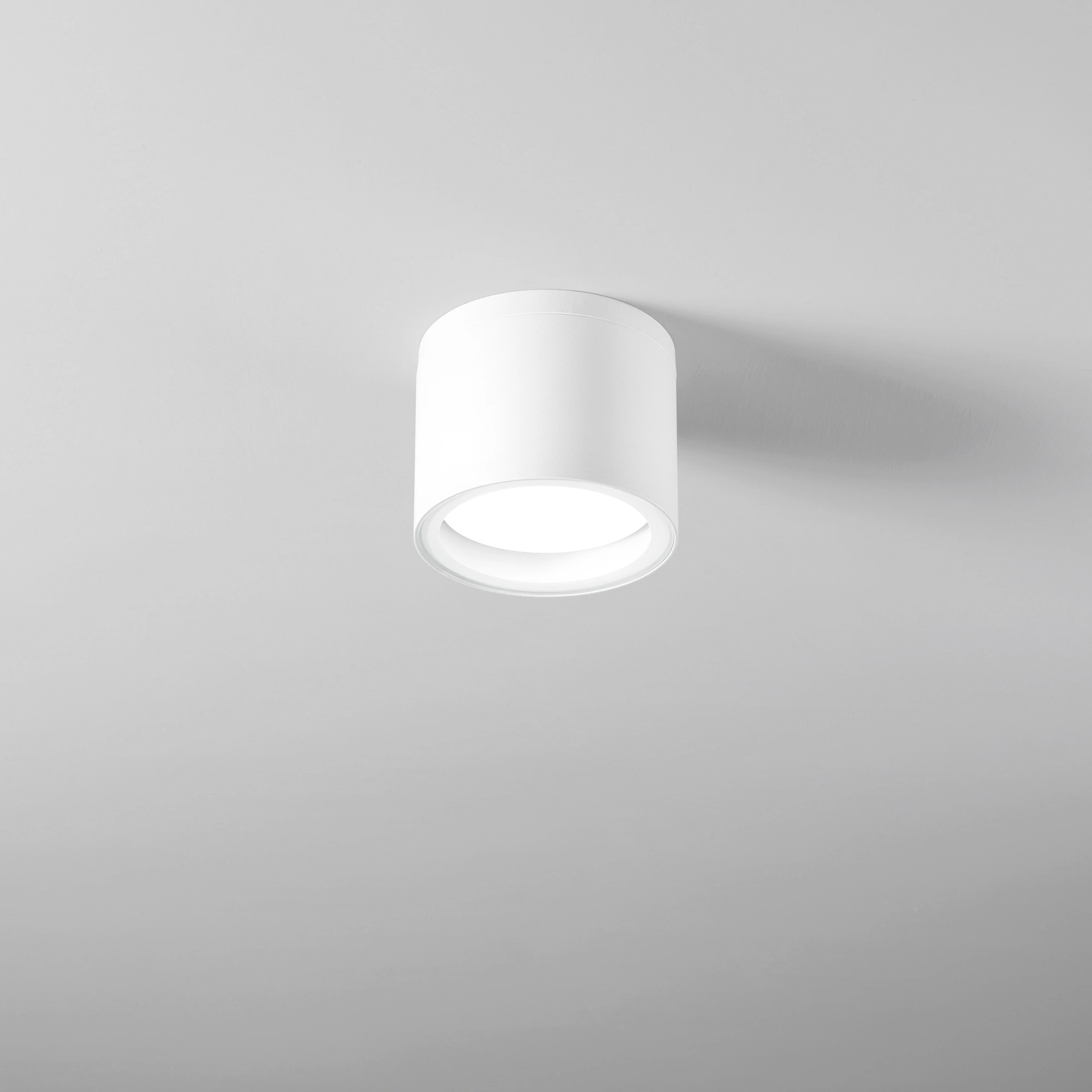 Intec Plafonjera TOWER 1xGX53 IP54 Aluminij Okrugla Bijela