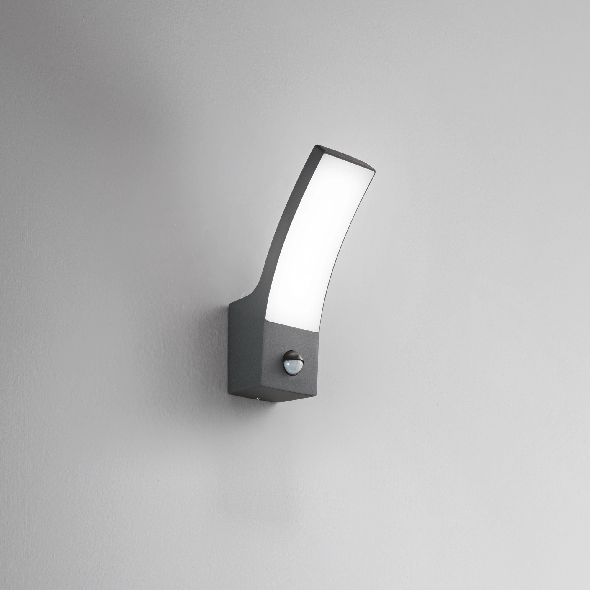Intec Zidna LED lampa sa senzorom SAIL 1x12W Aluminij Antracit
