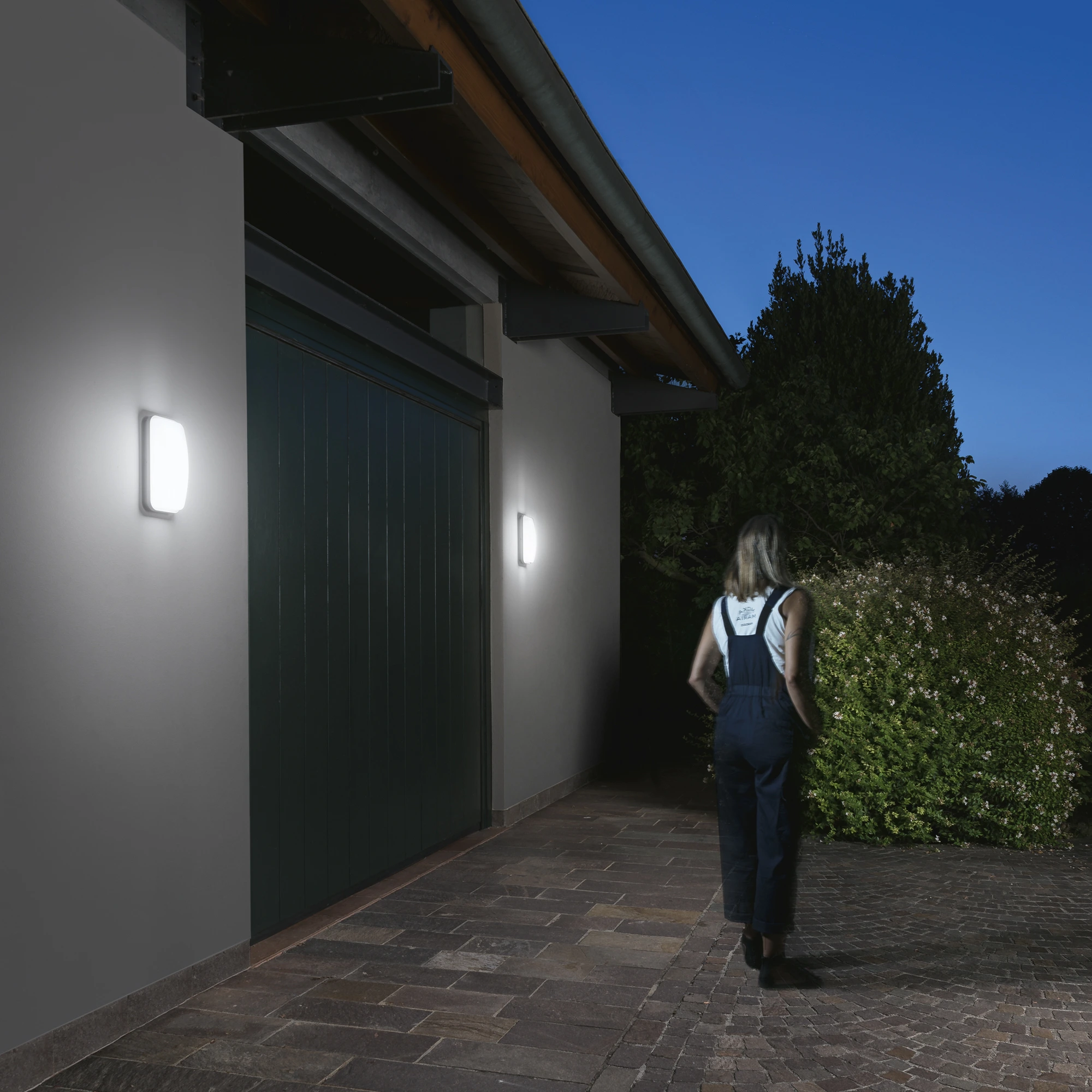 Intec LED plafonjera sa senzorom SHELLY 20W 4000K PC Bijela
