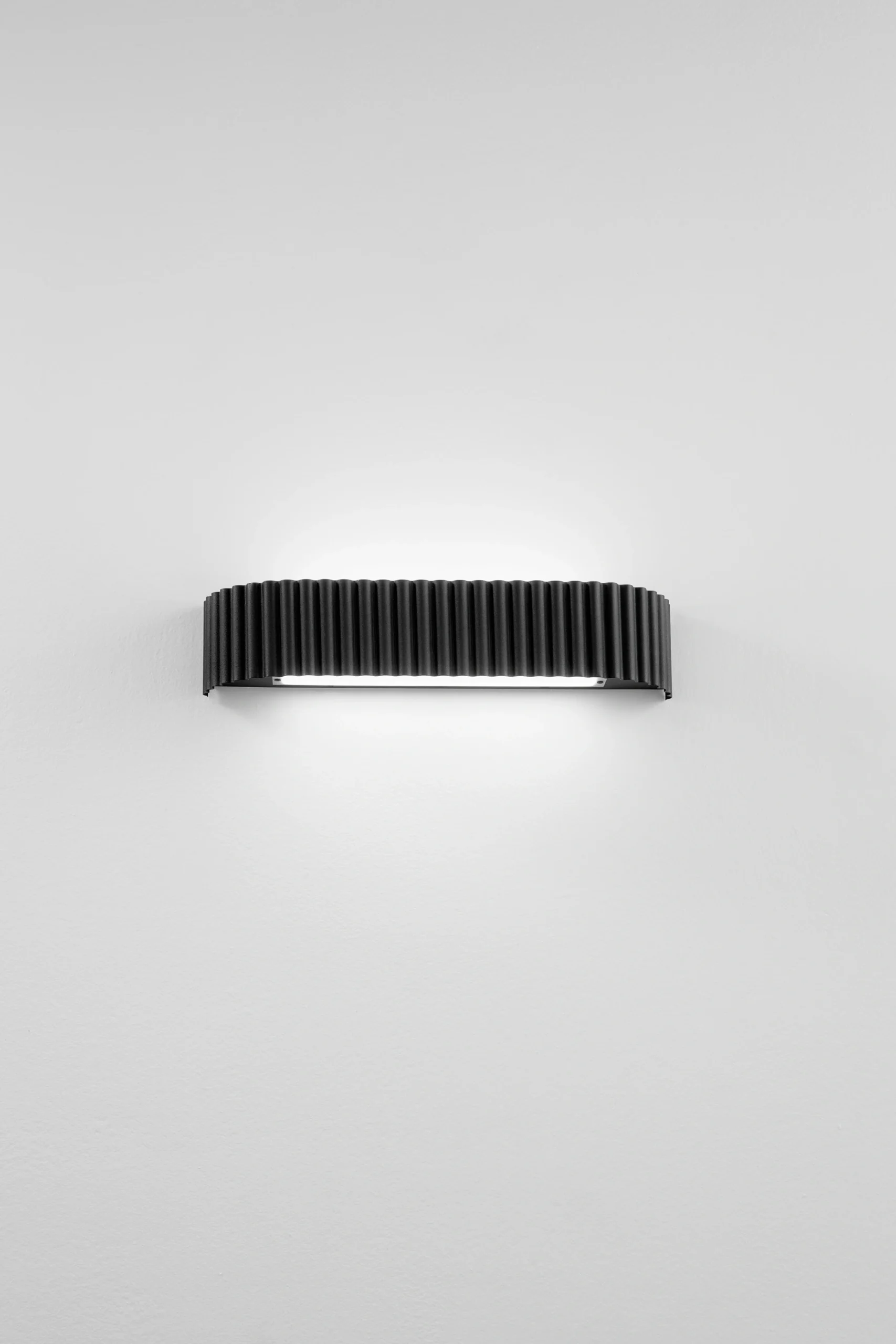 Luce Design Zidna lampa NIKE 30W 2700/3200/4000K Crna